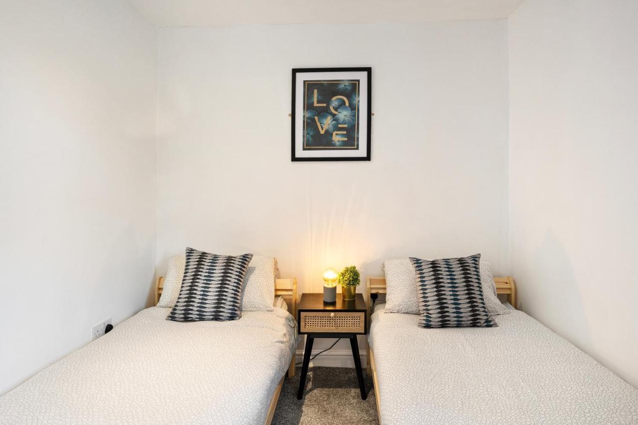 Apartment Nr City Centre & Park For Up To 6 Cardiff Esterno foto